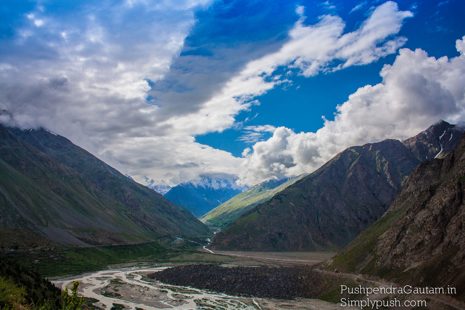 Leh-manali-road-trip-pics-manali-leh-route-plan-how-to-plan-a-trip-to-leh-manali-highway-on-bike-pushpendragautam-pics-event-photographer-india